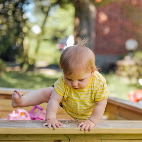 Entwicklungsphasen beim Baby stecken voller Herausforderungen
