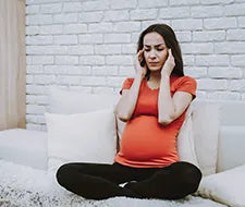 zu viele emotionen frau überfordert freude trauer angst emotional