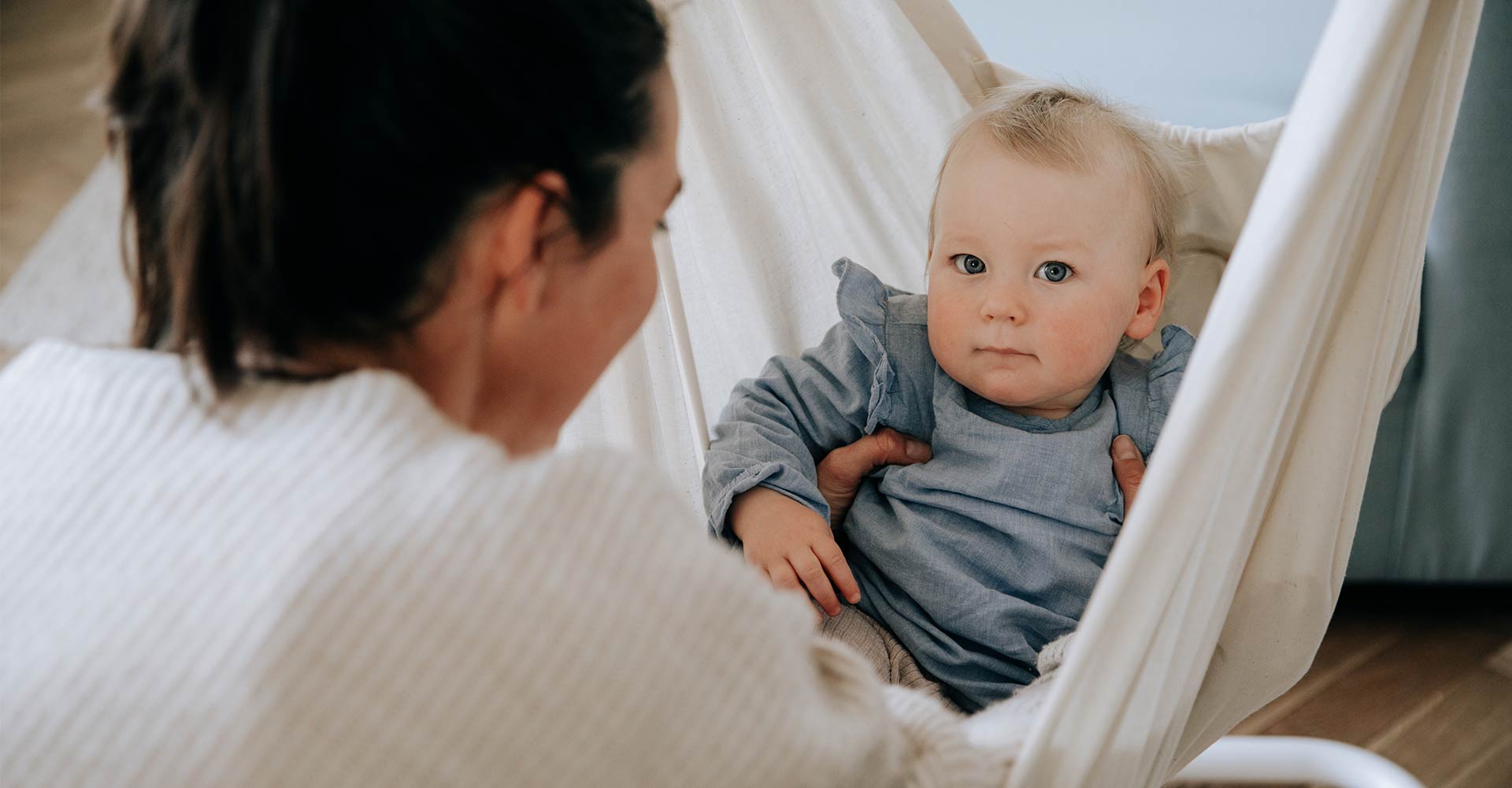 baby in baby hängematte